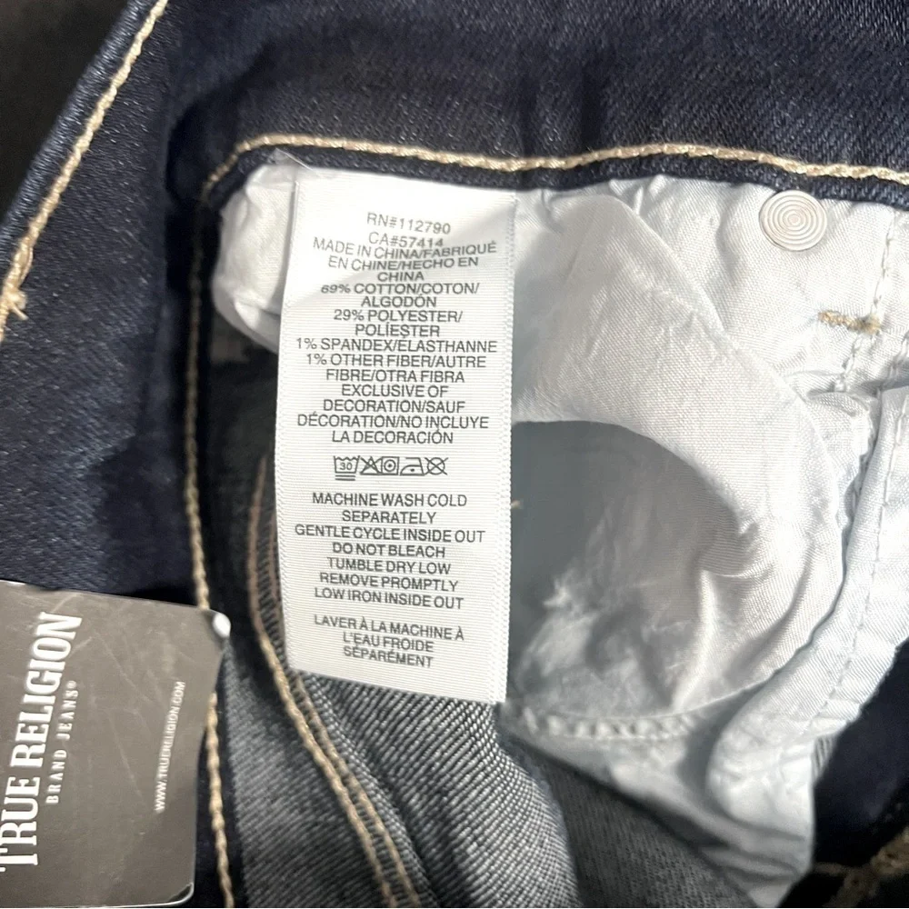 True Religion Jeans Mens Rocco Relaxed Skinny Dark Rinse Size W33 X L32 NWT